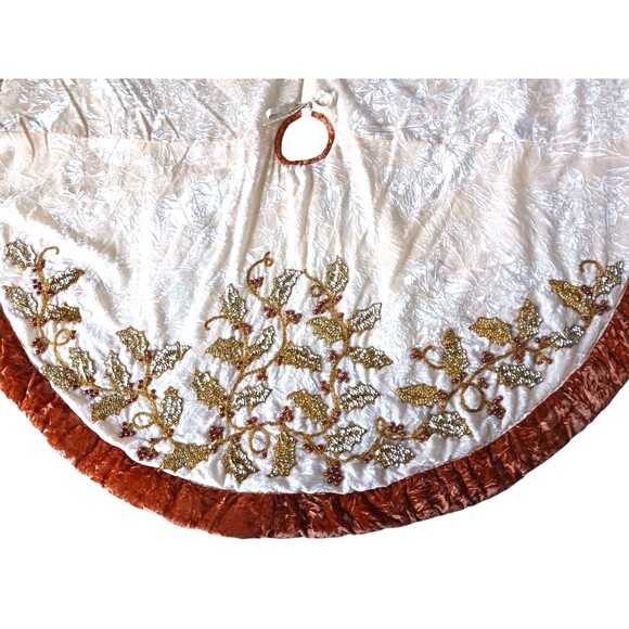 Vintage 56” Beaded & Sequined Christmas Tree Skirt Cream & Gold Crushed Velvet - Picture 3 of 6